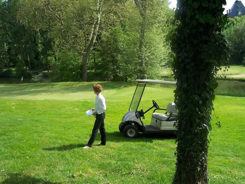 Best Western Golf D'Albon Екстериор снимка