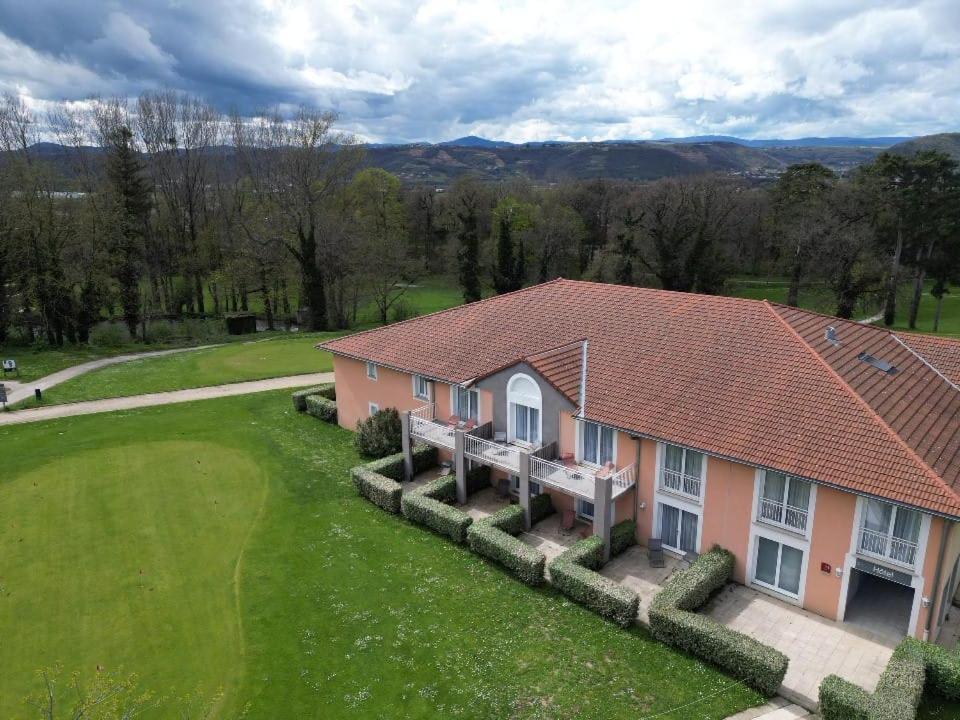 Best Western Golf D'Albon Екстериор снимка