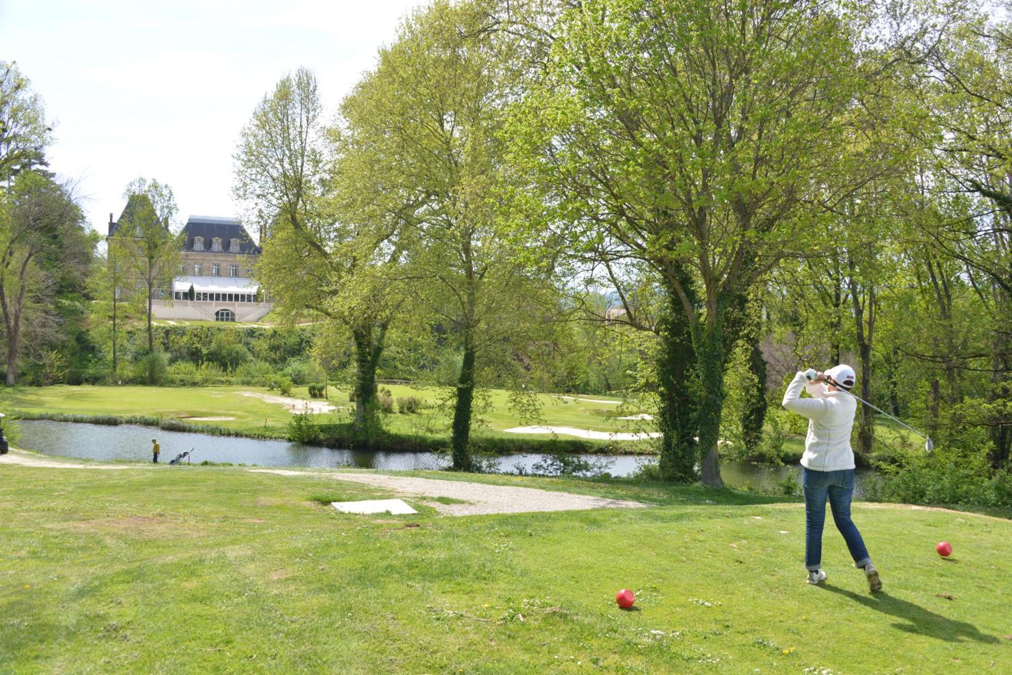Best Western Golf D'Albon Екстериор снимка