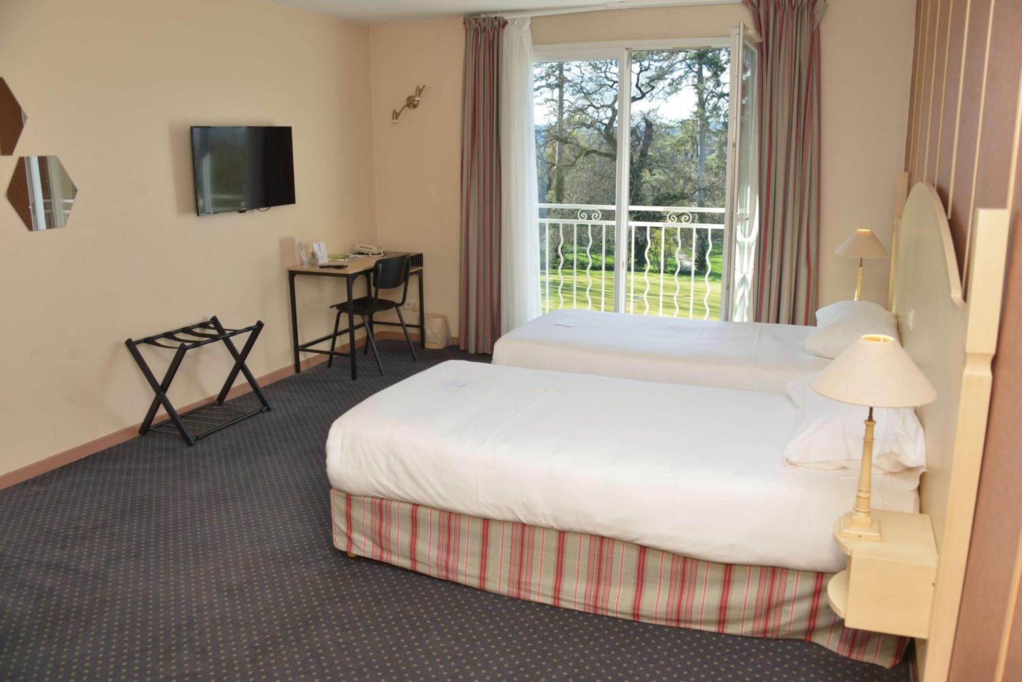 Best Western Golf D'Albon Екстериор снимка